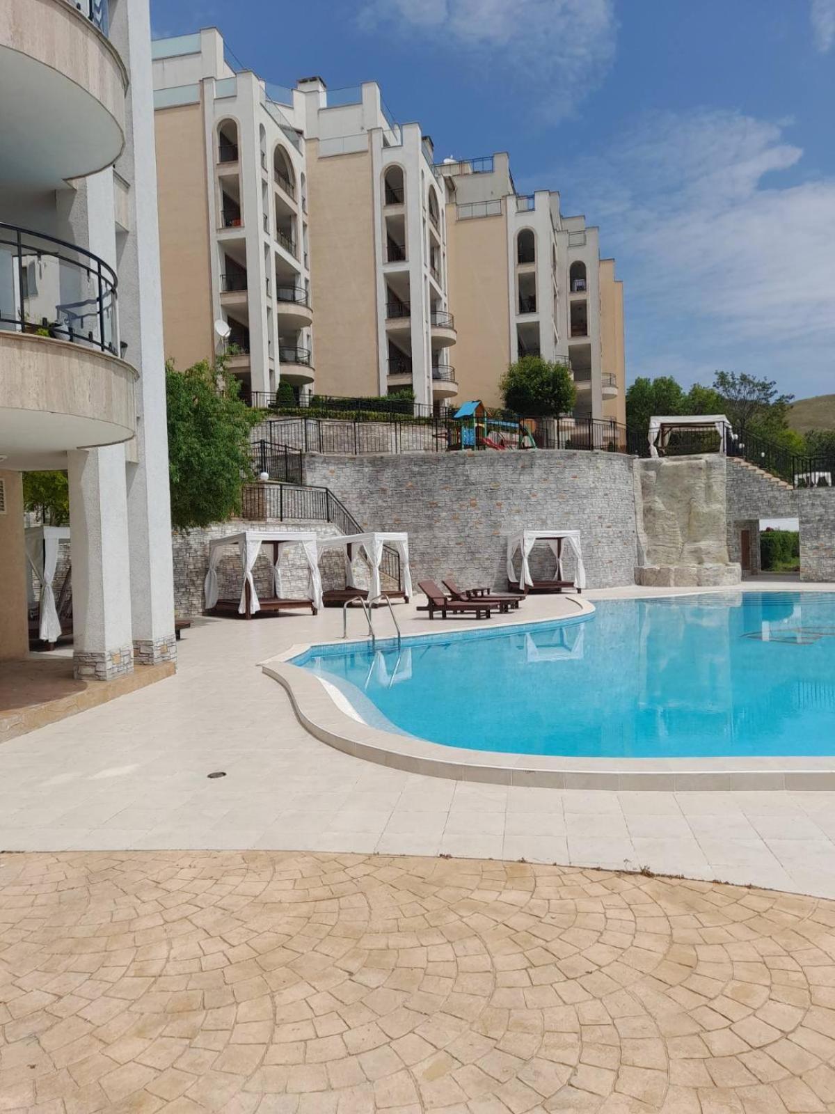 Queen'S Palace Balchik Apartment Buitenkant foto